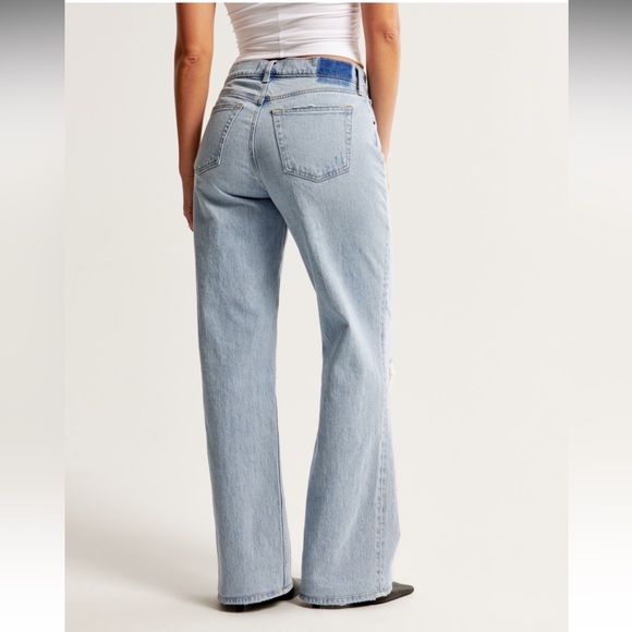 LOW RISE CURVE LOVE. Light Destroy - Picture 4 of 8